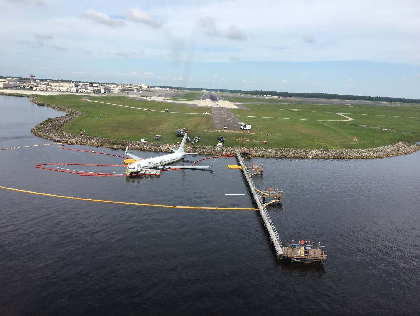 Photo of accident airplane in St. John's River.