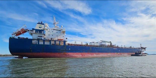 Hafnia Amessi underway following the contact with Pier B