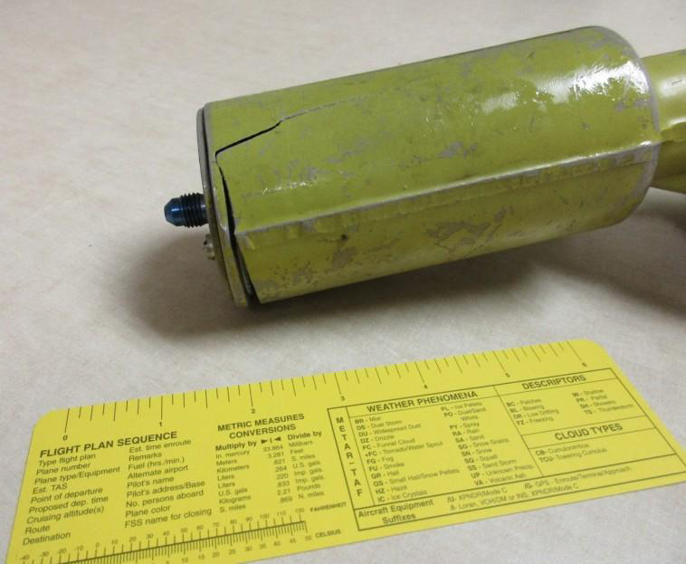 Actuator with fatigue cracking (from NTSB case number ANC18LA019).