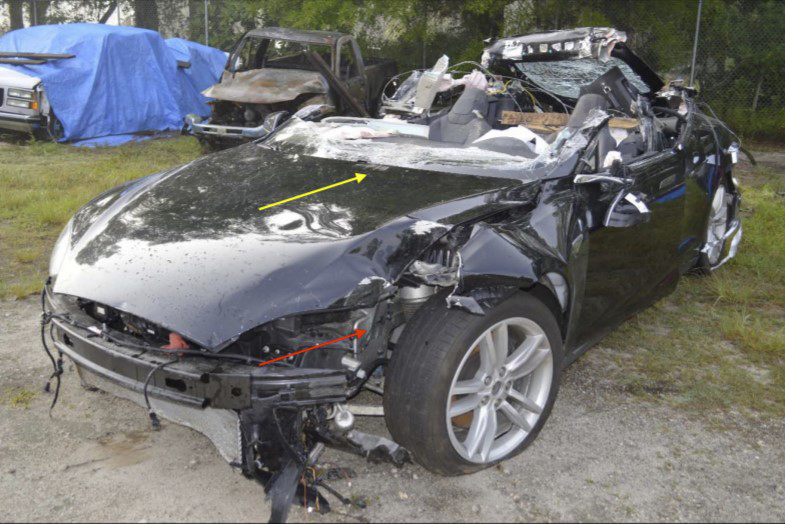 Photo of the damaged car.