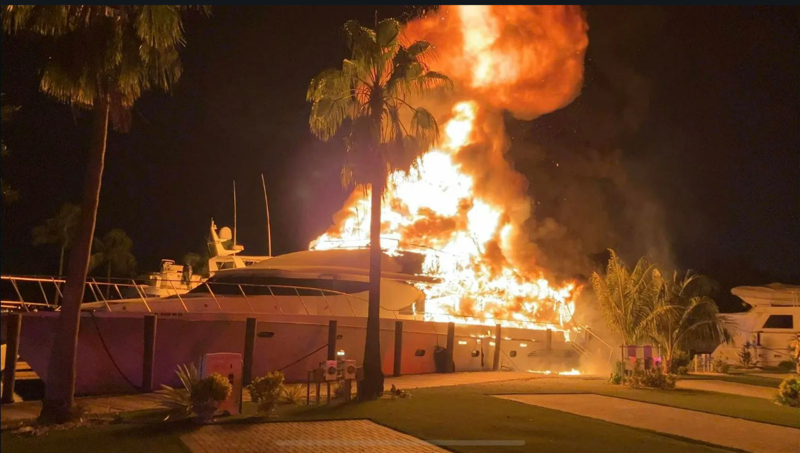 Recreational yacht Self Made on fire.